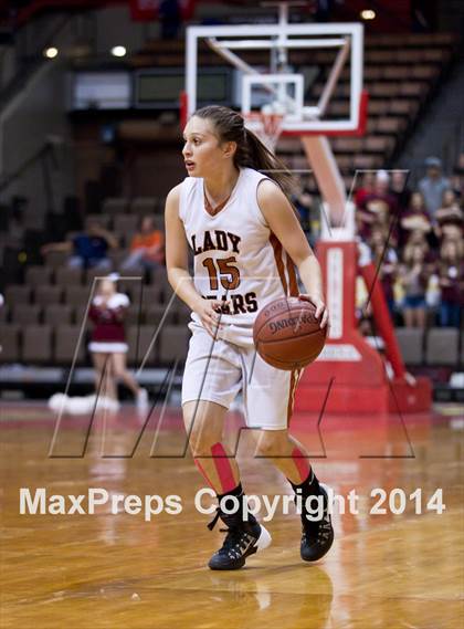 Thumbnail 2 in Selma vs Sierra (CIF CS D3 Final) photogallery.