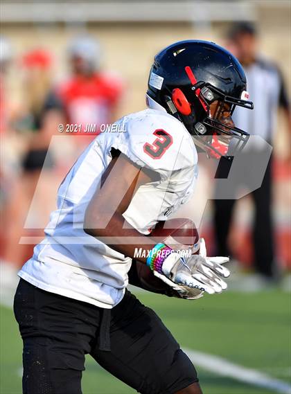 Thumbnail 2 in Marcus @ Coppell (B Teams) photogallery.