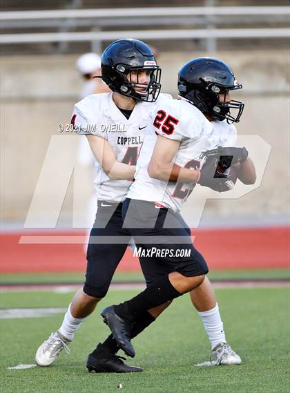 Thumbnail 2 in Marcus @ Coppell (B Teams) photogallery.