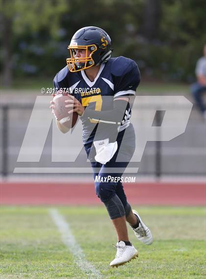 Thumbnail 2 in Beckman Patriots vs Crean Lutheran Saints photogallery.