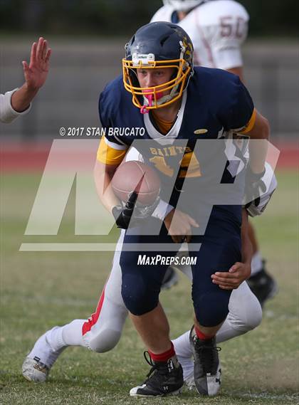 Thumbnail 3 in Beckman Patriots vs Crean Lutheran Saints photogallery.