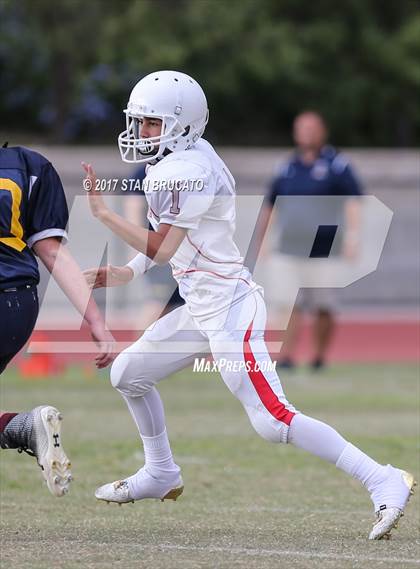 Thumbnail 3 in Beckman Patriots vs Crean Lutheran Saints photogallery.