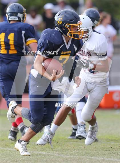 Thumbnail 3 in Beckman Patriots vs Crean Lutheran Saints photogallery.