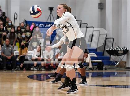Thumbnail 2 in Madisonville vs Giddings (UIL 4A Area Playoff) photogallery.