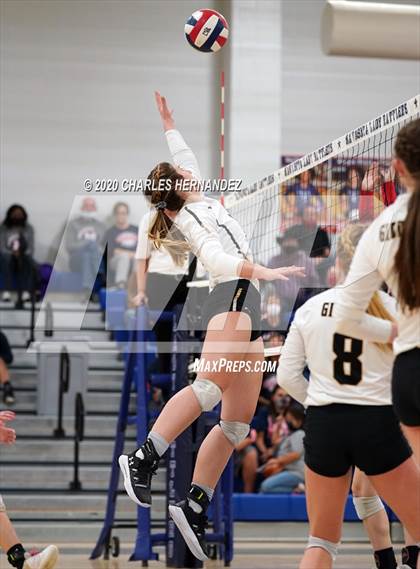 Thumbnail 3 in Madisonville vs Giddings (UIL 4A Area Playoff) photogallery.