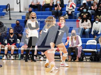 Thumbnail 2 in Madisonville vs Giddings (UIL 4A Area Playoff) photogallery.