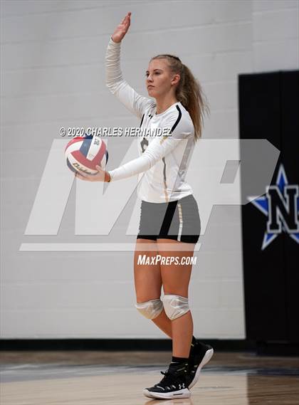 Thumbnail 2 in Madisonville vs Giddings (UIL 4A Area Playoff) photogallery.