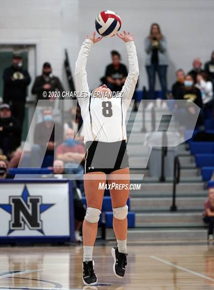 Thumbnail 3 in Madisonville vs Giddings (UIL 4A Area Playoff) photogallery.