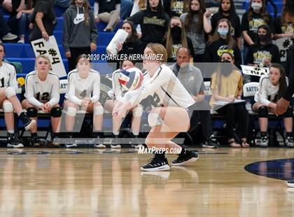 Thumbnail 2 in Madisonville vs Giddings (UIL 4A Area Playoff) photogallery.