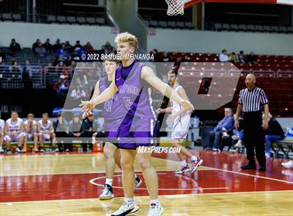 Thumbnail 1 in Milford vs. Humphrey/Lindsay Holy Family photogallery.