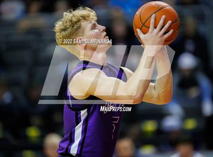 Thumbnail 3 in Milford vs. Humphrey/Lindsay Holy Family photogallery.