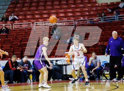 Thumbnail 3 in Milford vs. Humphrey/Lindsay Holy Family photogallery.