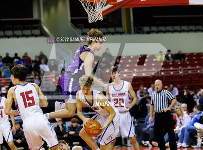 Thumbnail 3 in Milford vs. Humphrey/Lindsay Holy Family photogallery.