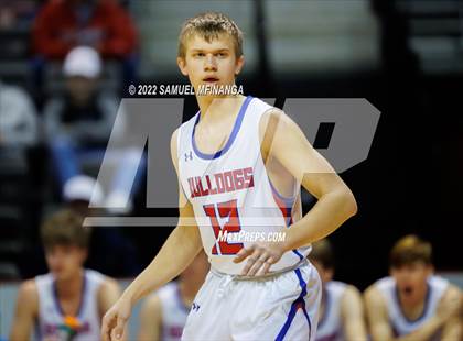 Thumbnail 2 in Milford vs. Humphrey/Lindsay Holy Family photogallery.