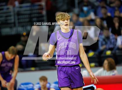 Thumbnail 1 in Milford vs. Humphrey/Lindsay Holy Family photogallery.