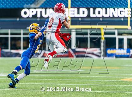 Thumbnail 1 in Holliston vs. Chicopee Comp (MIAA Division 4 Final) photogallery.