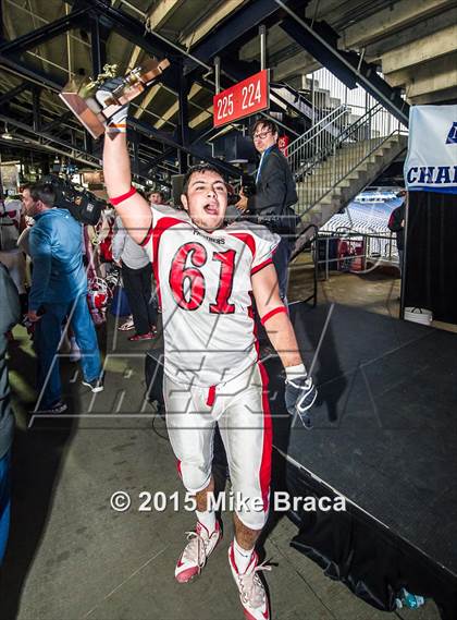 Thumbnail 2 in Holliston vs. Chicopee Comp (MIAA Division 4 Final) photogallery.