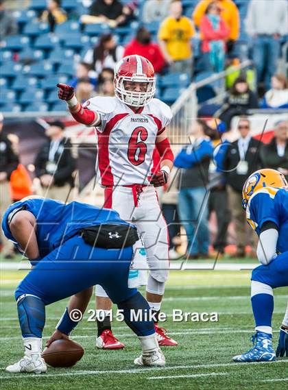Thumbnail 2 in Holliston vs. Chicopee Comp (MIAA Division 4 Final) photogallery.