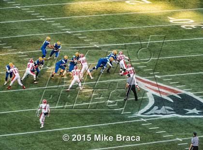 Thumbnail 2 in Holliston vs. Chicopee Comp (MIAA Division 4 Final) photogallery.