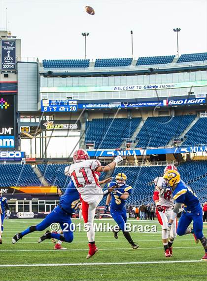 Thumbnail 1 in Holliston vs. Chicopee Comp (MIAA Division 4 Final) photogallery.