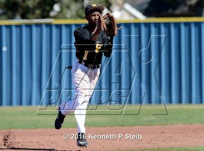 Thumbnail 2 in Mandeville vs. East St. John (SCC Tournament) photogallery.