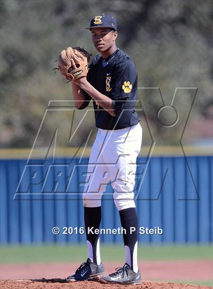Thumbnail 1 in Mandeville vs. East St. John (SCC Tournament) photogallery.