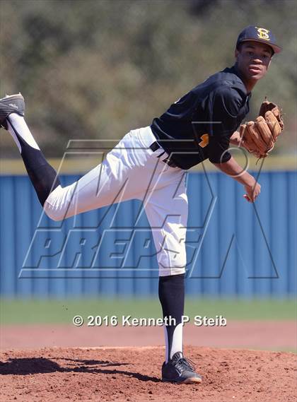 Thumbnail 2 in Mandeville vs. East St. John (SCC Tournament) photogallery.