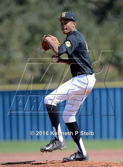 Thumbnail 3 in Mandeville vs. East St. John (SCC Tournament) photogallery.