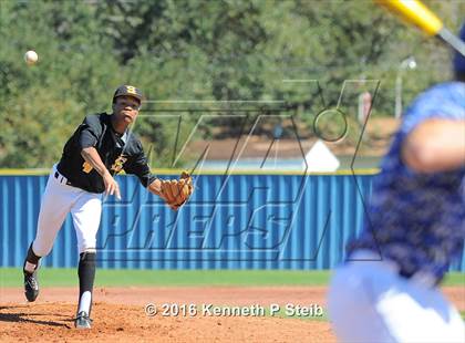 Thumbnail 2 in Mandeville vs. East St. John (SCC Tournament) photogallery.