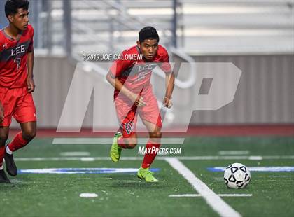 Thumbnail 3 in Lee [Robert E.] vs O'Connor (UIL 6A Bi-District Playoff) photogallery.