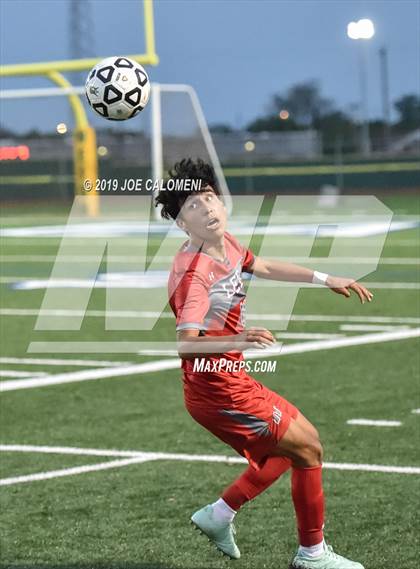 Thumbnail 2 in Lee [Robert E.] vs O'Connor (UIL 6A Bi-District Playoff) photogallery.