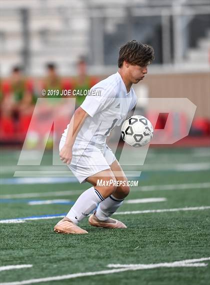 Thumbnail 1 in Lee [Robert E.] vs O'Connor (UIL 6A Bi-District Playoff) photogallery.