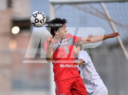 Thumbnail 2 in Lee [Robert E.] vs O'Connor (UIL 6A Bi-District Playoff) photogallery.
