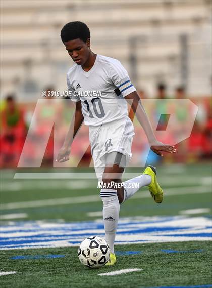 Thumbnail 3 in Lee [Robert E.] vs O'Connor (UIL 6A Bi-District Playoff) photogallery.