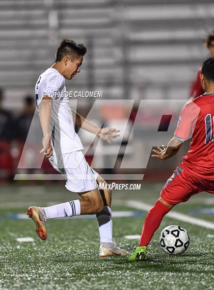 Thumbnail 3 in Lee [Robert E.] vs O'Connor (UIL 6A Bi-District Playoff) photogallery.