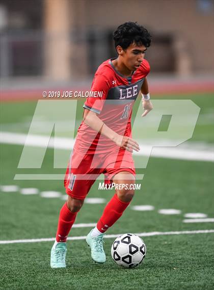 Thumbnail 2 in Lee [Robert E.] vs O'Connor (UIL 6A Bi-District Playoff) photogallery.