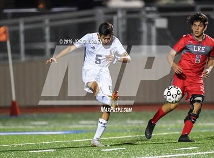 Thumbnail 3 in Lee [Robert E.] vs O'Connor (UIL 6A Bi-District Playoff) photogallery.