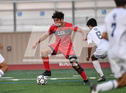 Thumbnail 1 in Lee [Robert E.] vs O'Connor (UIL 6A Bi-District Playoff) photogallery.