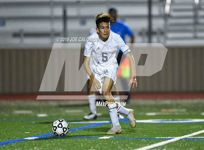 Thumbnail 3 in Lee [Robert E.] vs O'Connor (UIL 6A Bi-District Playoff) photogallery.
