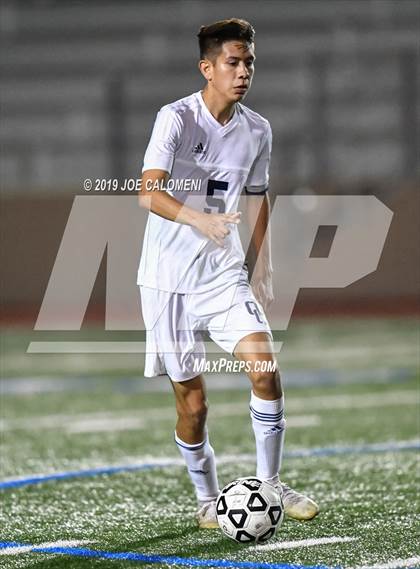 Thumbnail 2 in Lee [Robert E.] vs O'Connor (UIL 6A Bi-District Playoff) photogallery.