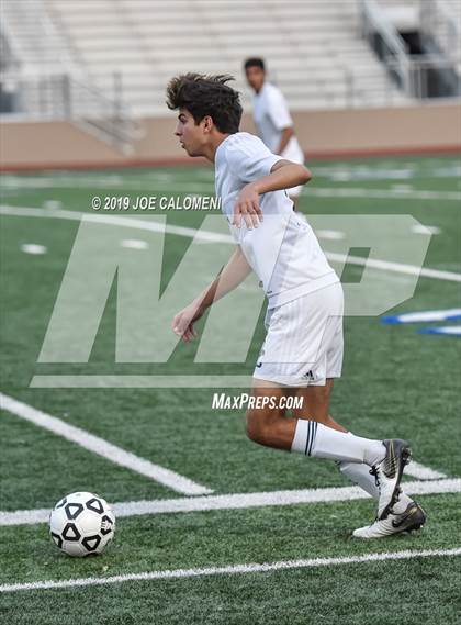 Thumbnail 1 in Lee [Robert E.] vs O'Connor (UIL 6A Bi-District Playoff) photogallery.