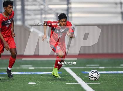 Thumbnail 1 in Lee [Robert E.] vs O'Connor (UIL 6A Bi-District Playoff) photogallery.