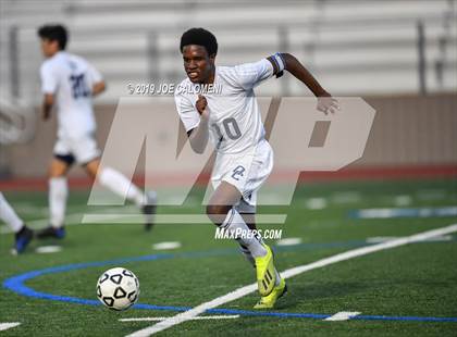 Thumbnail 1 in Lee [Robert E.] vs O'Connor (UIL 6A Bi-District Playoff) photogallery.