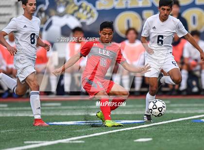 Thumbnail 2 in Lee [Robert E.] vs O'Connor (UIL 6A Bi-District Playoff) photogallery.