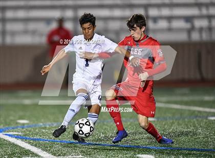 Thumbnail 2 in Lee [Robert E.] vs O'Connor (UIL 6A Bi-District Playoff) photogallery.