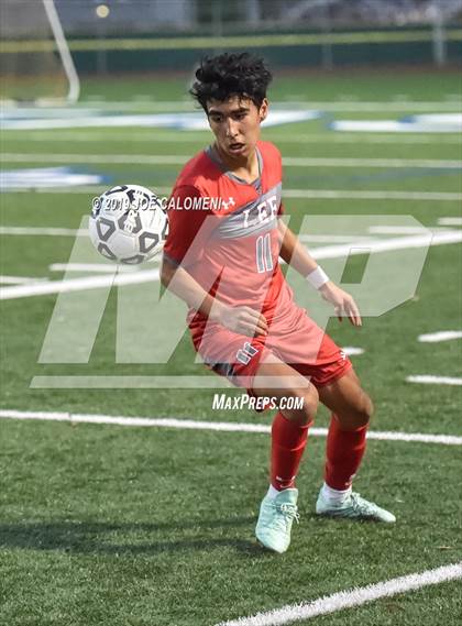 Thumbnail 1 in Lee [Robert E.] vs O'Connor (UIL 6A Bi-District Playoff) photogallery.