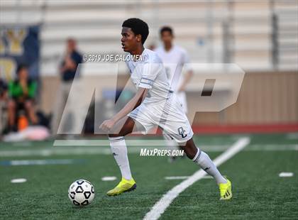 Thumbnail 3 in Lee [Robert E.] vs O'Connor (UIL 6A Bi-District Playoff) photogallery.