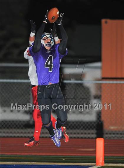 Thumbnail 1 in St. Johns vs. Northwest Christian (AIA D5 Semifinal) photogallery.