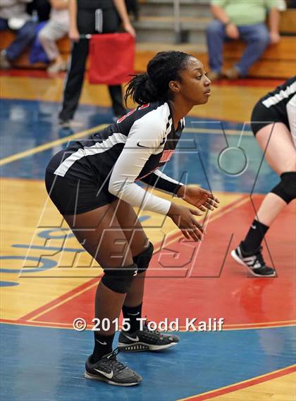 Thumbnail 3 in Hale Ray vs Cromwell (Shoreline Semifinal) photogallery.