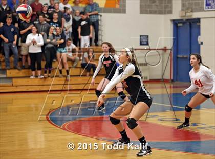 Thumbnail 3 in Hale Ray vs Cromwell (Shoreline Semifinal) photogallery.